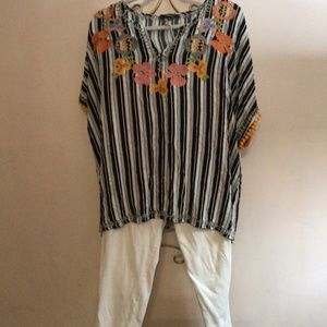 COPY - ❤️5 for 25 Short sleeve embroidered blouse with leggings women’s plus si…
